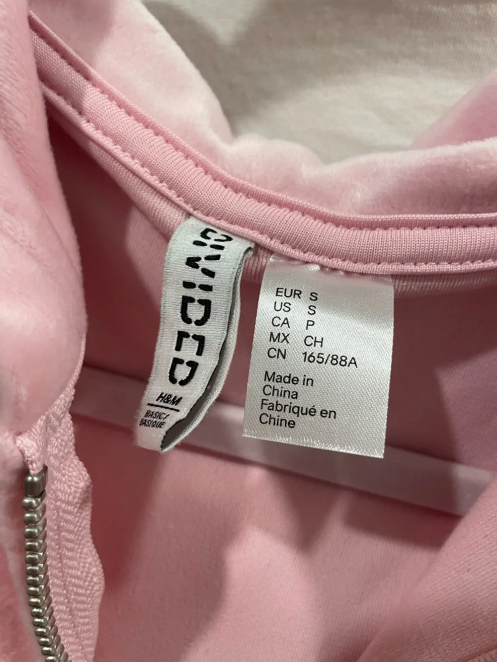 H&M Divided Pink Velour Cropped Zip-Up Hoodie - S - Picture 13 of 14